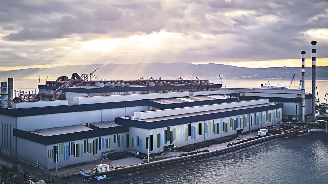 Dilovası’nda Fabrika Faciası: 4 İşçi Yüksekten Düştü, 3’ü Hayatını Kaybetti