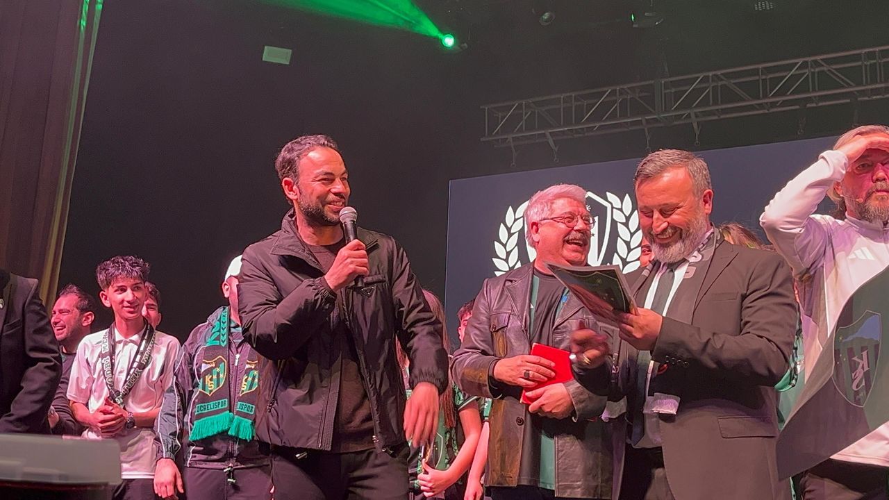 Kocaelispor Teknik Direktörü Selçuk İnan'dan Teşekkür Mesajı: Kocaelispor Taraftarıyla Güçlü