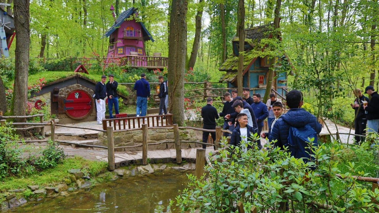 Kocaeli ve İskeçe Arasında Gönül Köprüsü: Genç Sporcular Kartepe'de