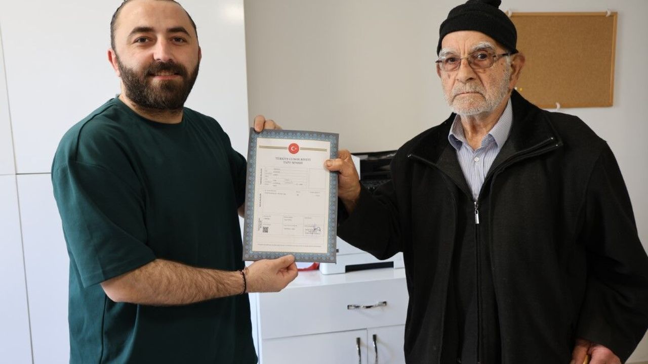 Kartepe Çepni Mahallesi’nde Tapu Sevinci