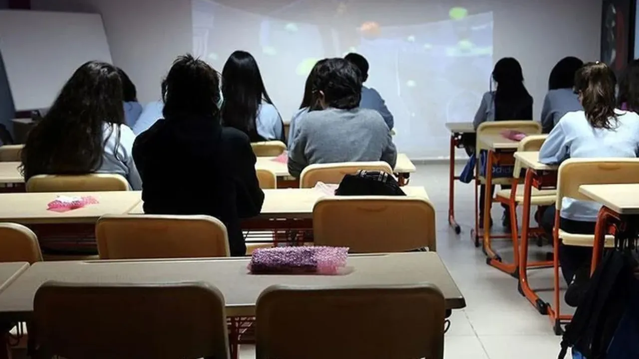 Kocaeli'ndeki okullarda yeni dönem: Veli ve öğrenciler rahat edecek