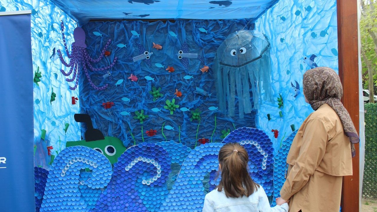 Gebze Lokomotif Çocuk Köyü’nden Dev Mesaj: Çöpe Atma, Sanata Dönüştür