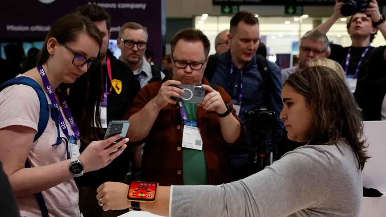 Efsane Geri Döndü! Motorola İki Yeni Modeliyle Türkiye’de