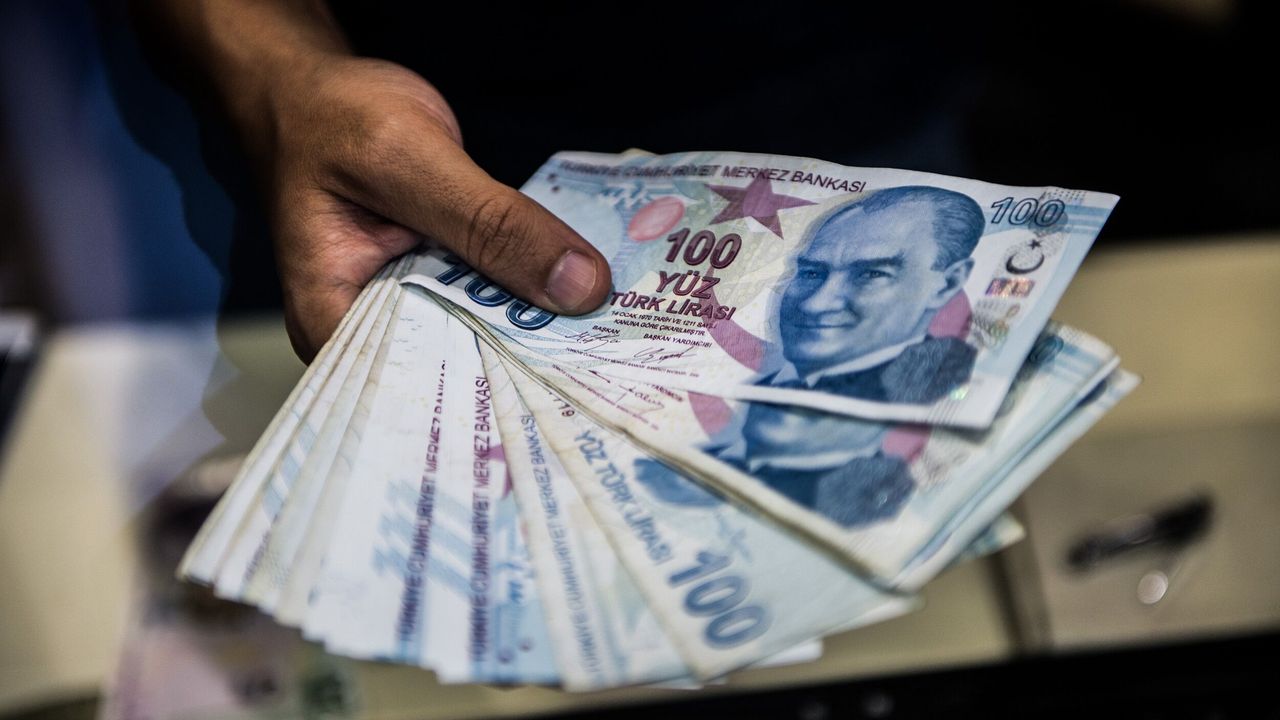 Ev Alanlar Dikkat: 6 Ay Beklemeyenin Kiracıyı Tahliye Başvurusu Mahkemeden Dönecek!