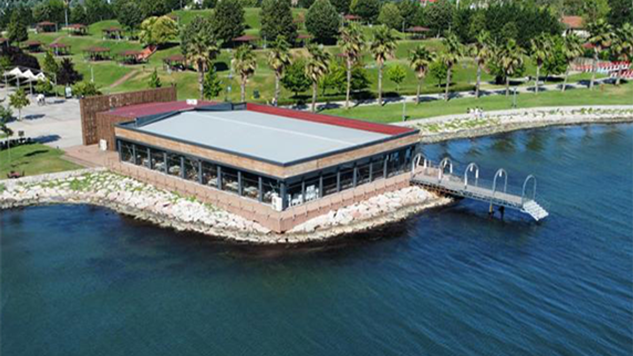 Kocaeli’ye 10 Dev LED Ekran Geliyor