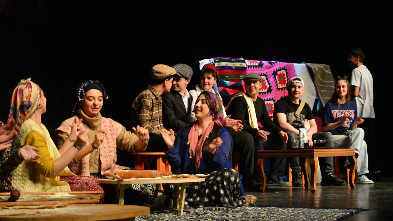 Kocaeli’de Turizm Haftası Coşkusu: Mani ve Lezzet Bir Arada!