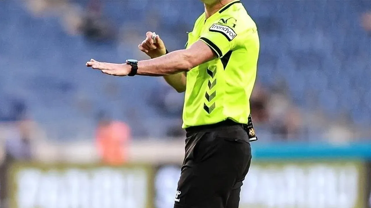 Süper Lig'de Hakemler Açıklandı: Galatasaray-Kocaelispor Maçına Genç Hakem!