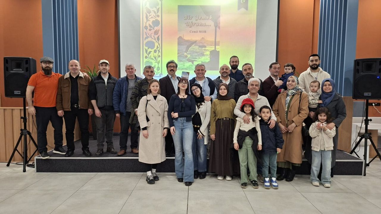 Cemil Mor, Kocaeli’de okurlarıyla buluştu