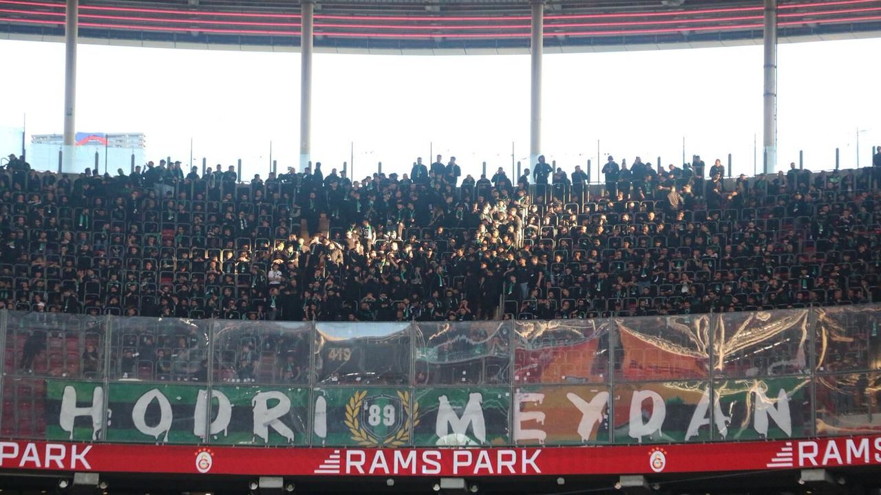 RAMS Park’ta Kocaelispor taraftarından sert tepki