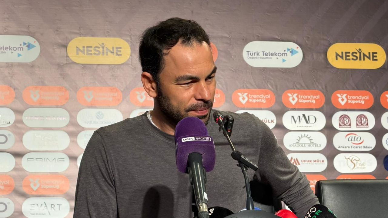 Selçuk İnan :  Bu oyun en az 1 puanı hak etti