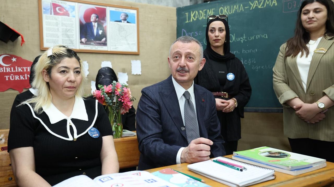 Başkan Büyükakın: "KO-MEK Kocaeli’de Yeni Bir Yaşam Biçimi Oluşturdu"