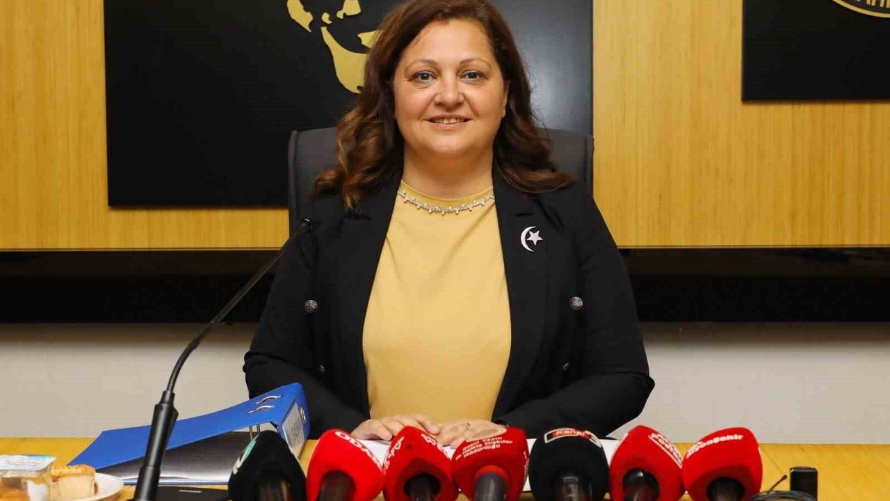 Burcu Köksal AK Parti'ye mi geçiyor? CHP'den çok yoruldum