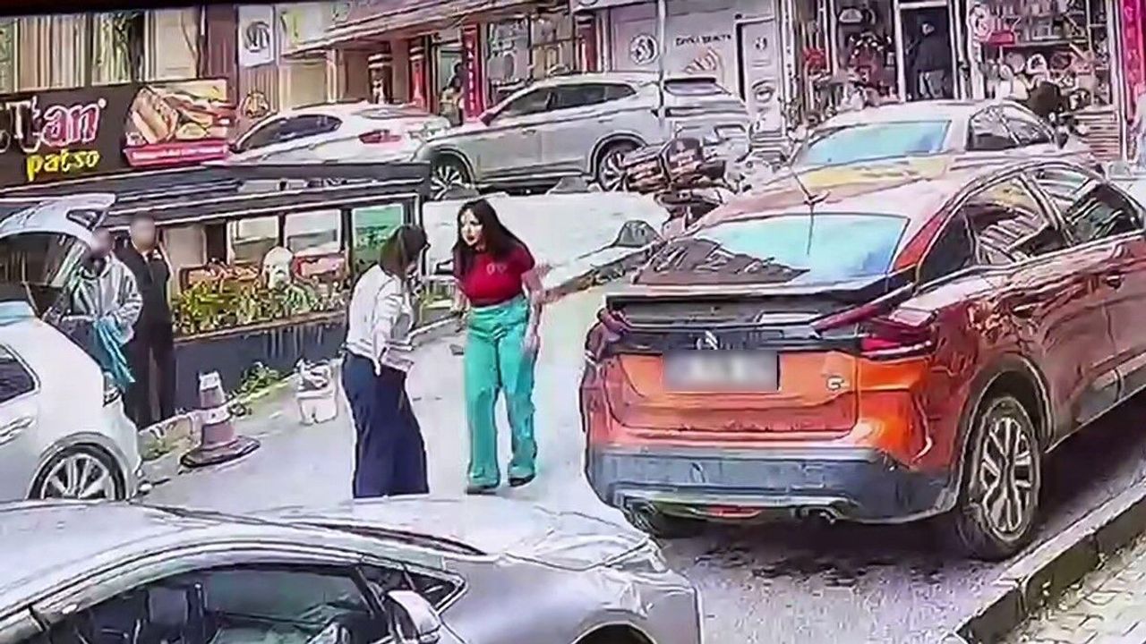 Trafikte Tartıştığı Kadına Kafa Atan Fenomene Ağır Ceza