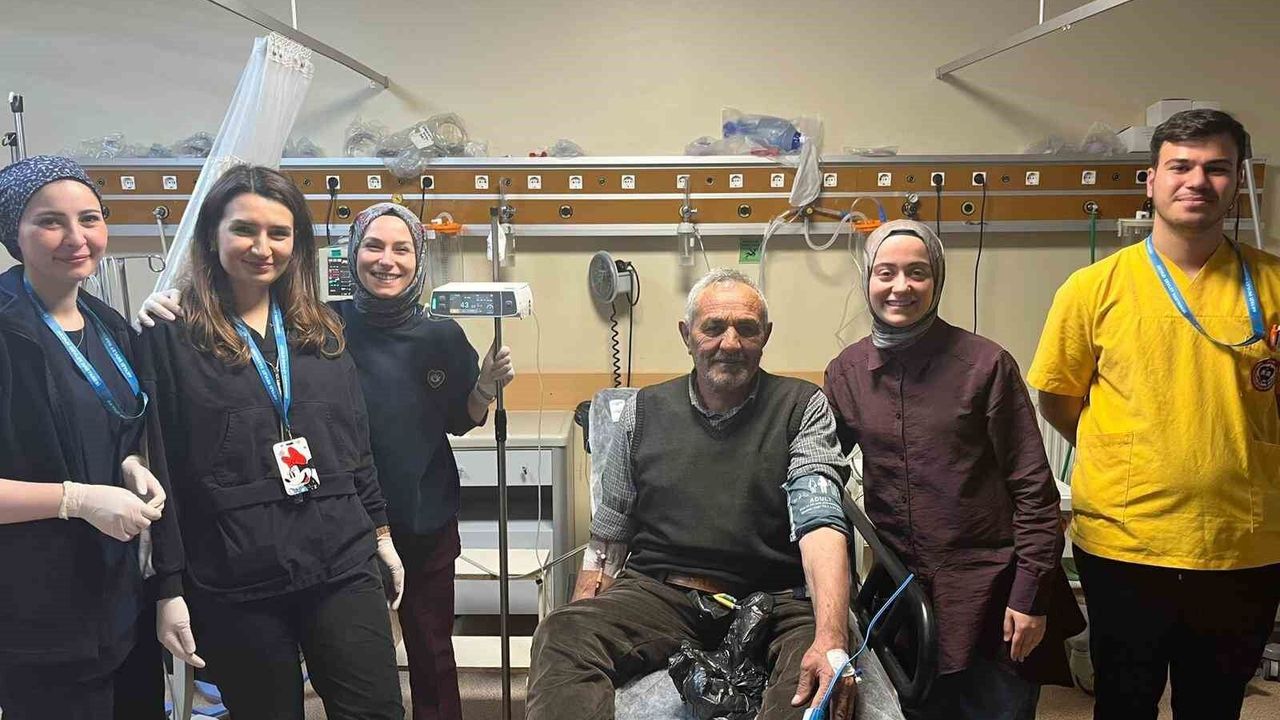 İnme hastasına hayat kurtaran müdahale