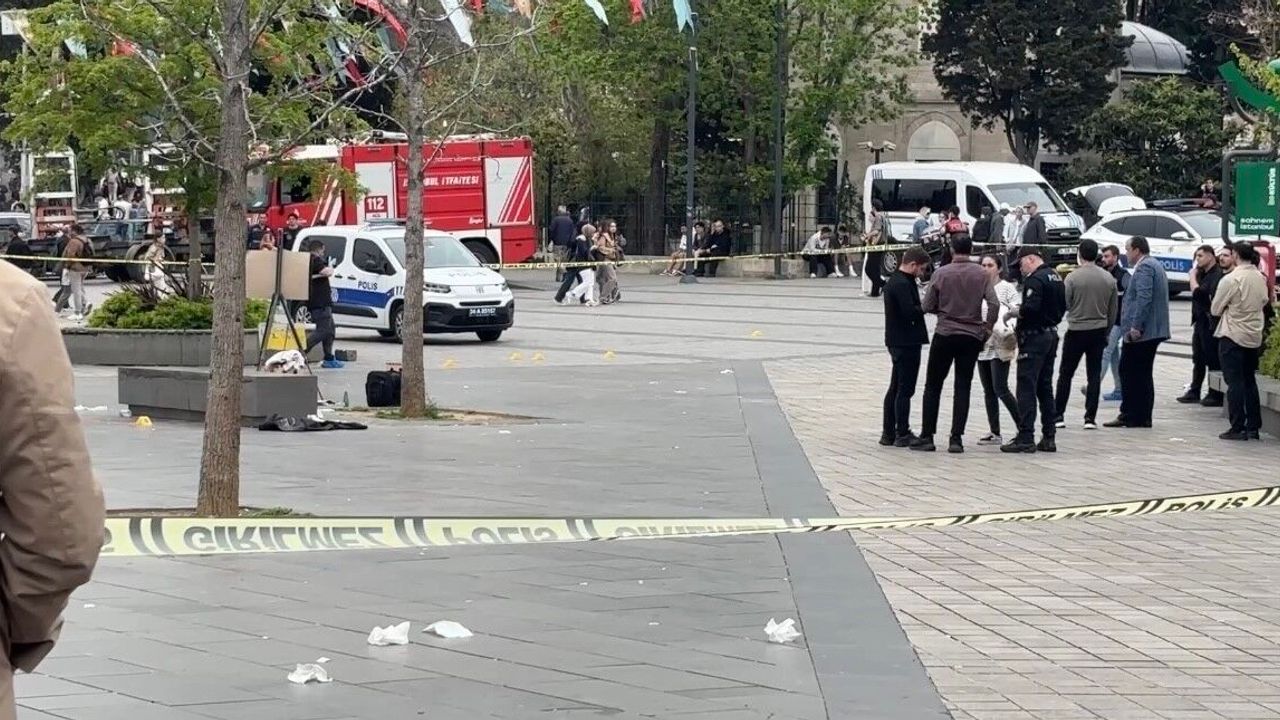 Kavga ettiği gruba bıçakla saldırdı: 4 yaralı