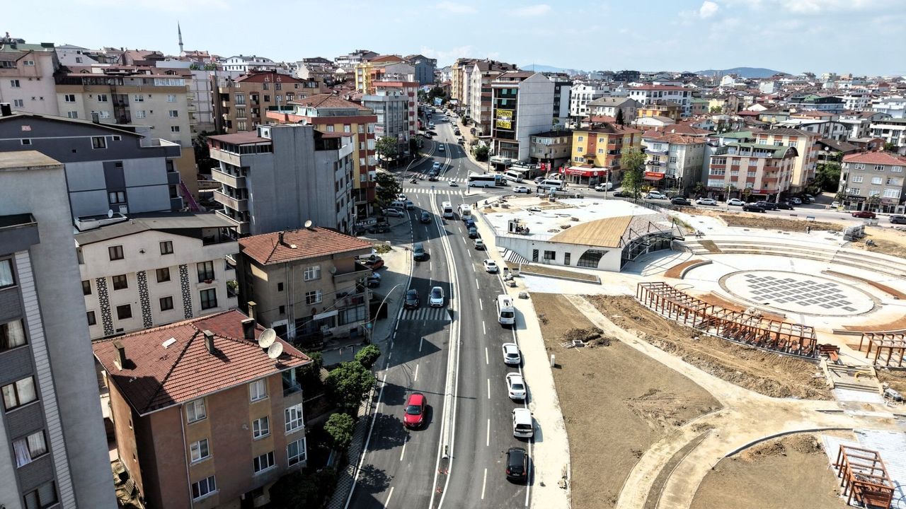 Çayırova’da Trafik Düğümü Çözüldü! Büyükşehir’in Dev Kavşak Projesi Hizmete Açıldı