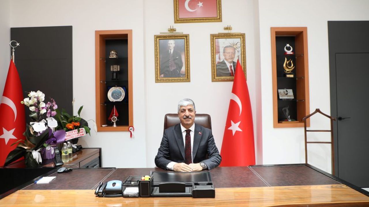 Dilovası’nda Anneler Günü’nde Duygu Dolu Buluşma: Başkan Ömeroğlu’ndan Vefa Mesajı!