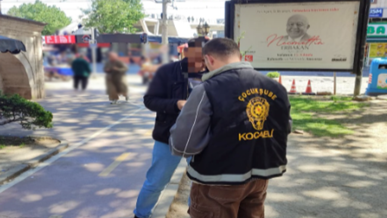 Kocaeli’de Okul Çevrelerine Polis Kalkanı: Yüzlerce GBT Sorgusu Yapıldı