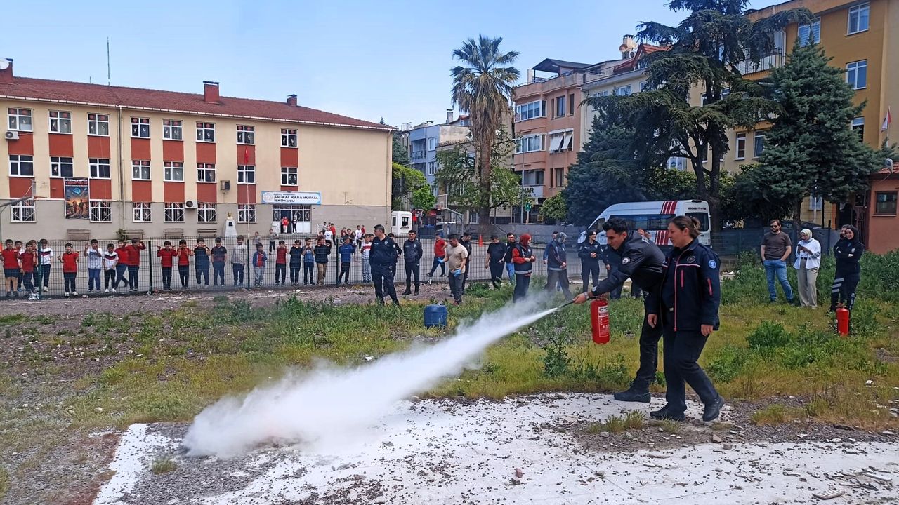 Kocaeli’de Dev İş Birliği: İtfaiye ve Emniyet Personeli Acil Durum İçin Tek Yürek