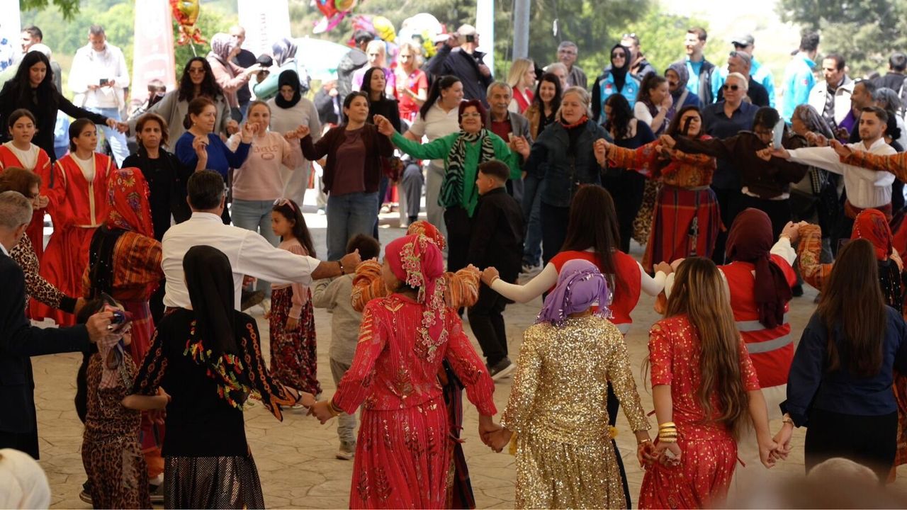 Kocaeli'de Hıdırellez Coşkusu: Bayraktar Köyü'nde Birlik Sofrası Kuruldu