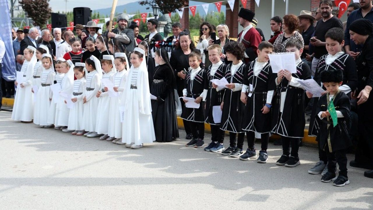 Türkiye'nin İlk Resmi Çerkes Müzesi Kartepe'de Açıldı: Kültür Mirası Geleceğe Taşınıyor