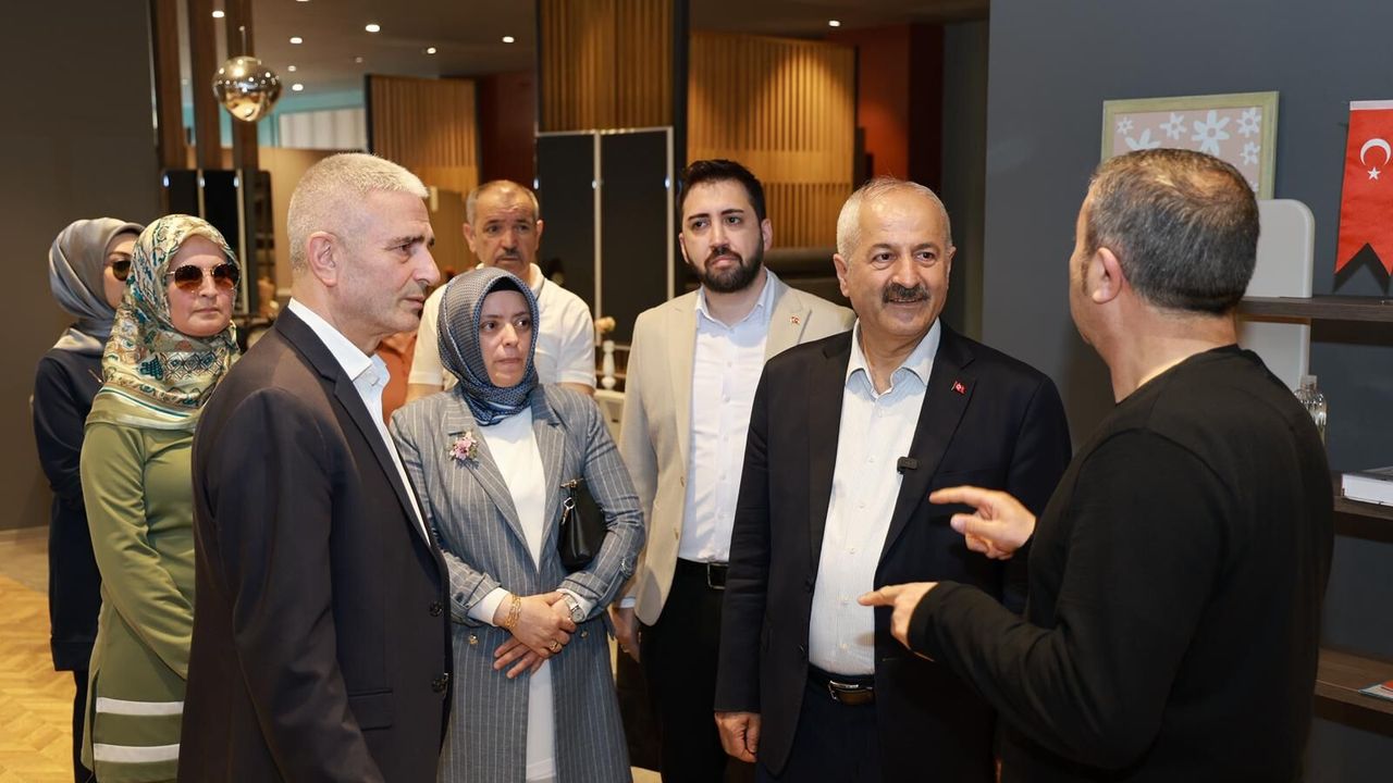 Gebze’de esnafın kapısı çalındı, 16 Mayıs daveti bizzat yapıldı: "Herkesi bekliyoruz!"