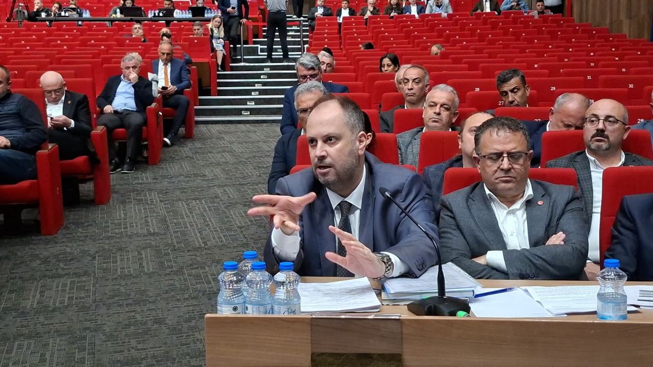 CHP Grup Başkanvekili Küçükkaya, Büyükakın’ın hamlesine hak verdi!