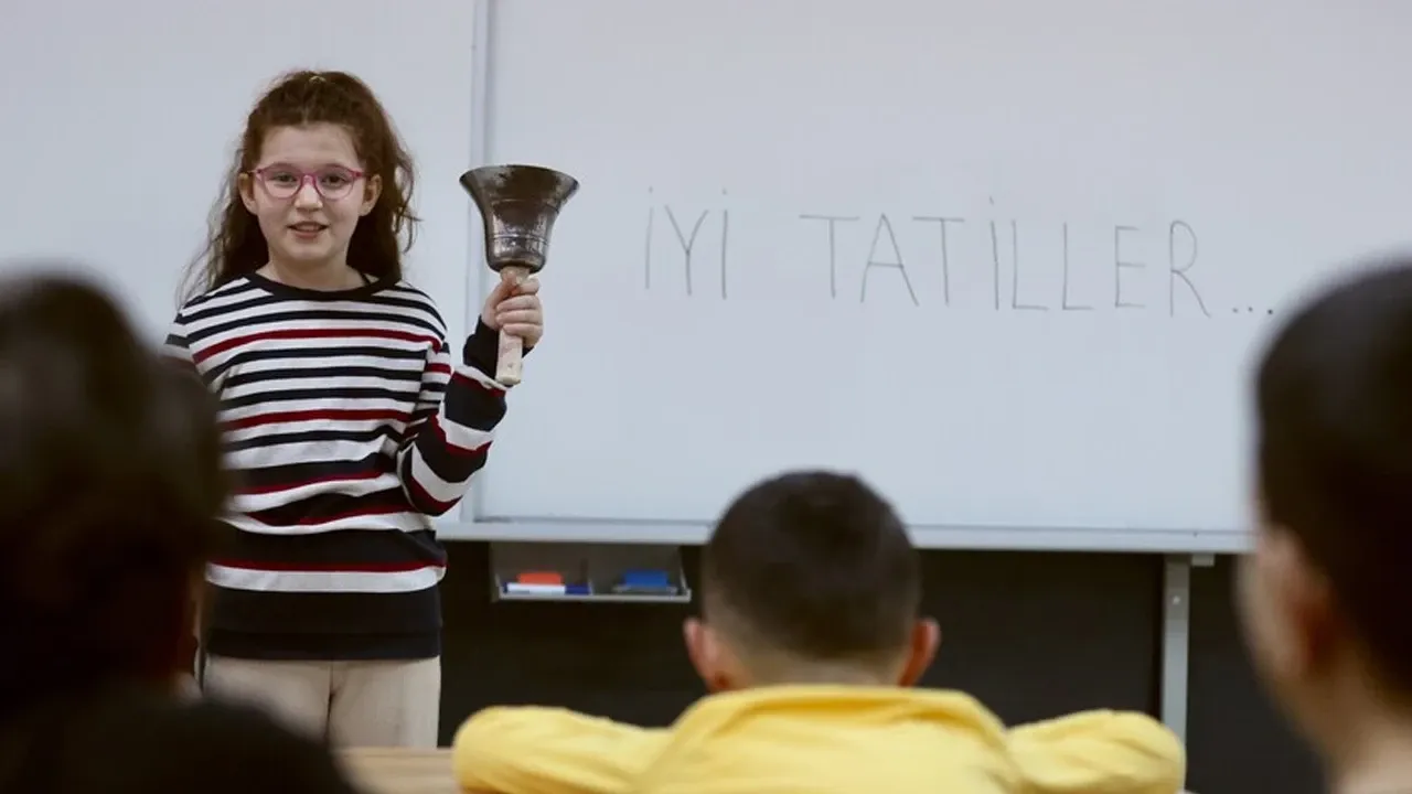 Milyonlarca öğrenci için geri sayım başladı! O tarihte büyük heyecan yaşanacak