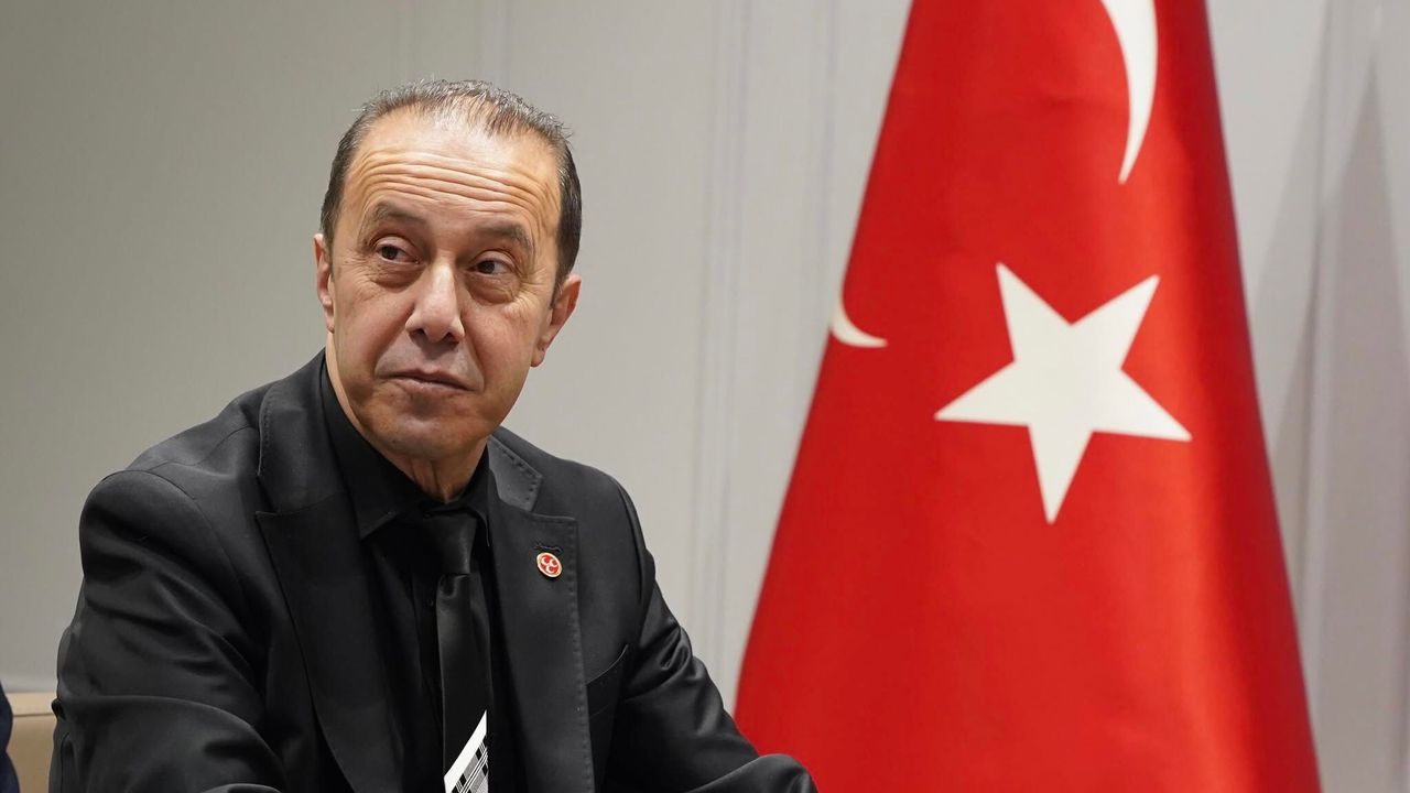 MHP Kocaeli İl Başkanı Kamil Akın Görevden Alındı