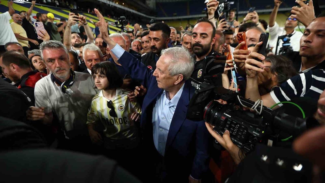 Aziz Yıldırım: 'Gerekli olan takviyeler neyse 15 gün içinde muhakkak yapacağız'