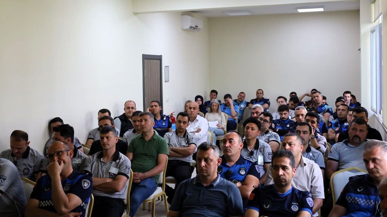 İZMEK Akmeşe Yıl Sonu Sergisi Açıldı: Kadınların El Emeği Görücüye Çıktı