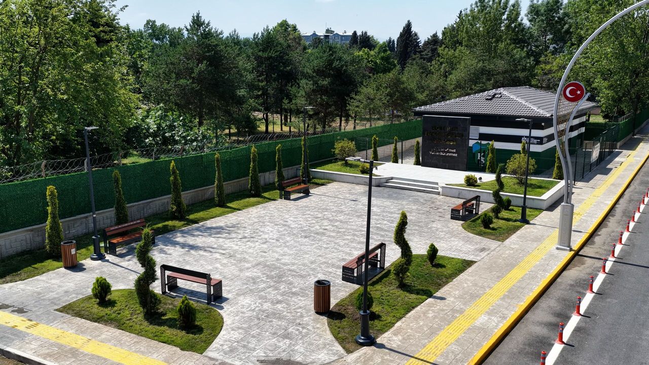 Kocaeli Büyükşehir’den Şehit Ergün Köncü’ye Vefa! Adının Yaşadığı Caddeye Park ve Anıt Yapıldı