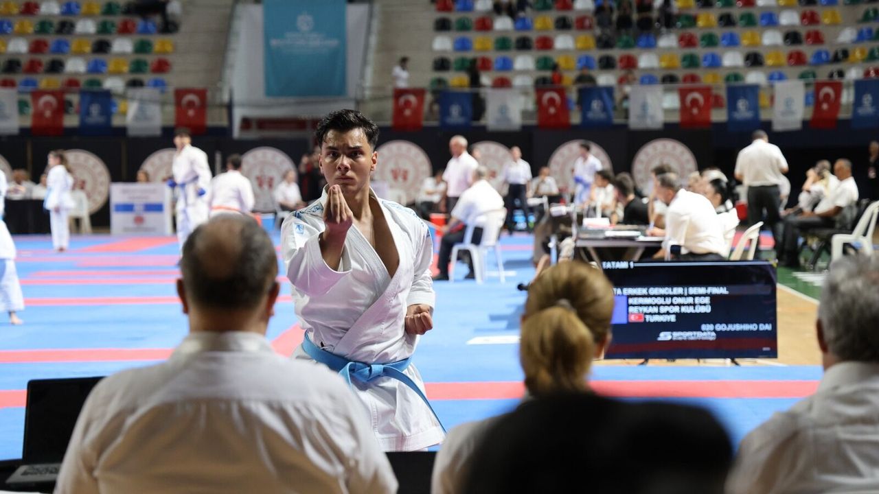 Kocaeli, Türkiye Karate Şampiyonası'na Ev Sahipliği Yapıyor