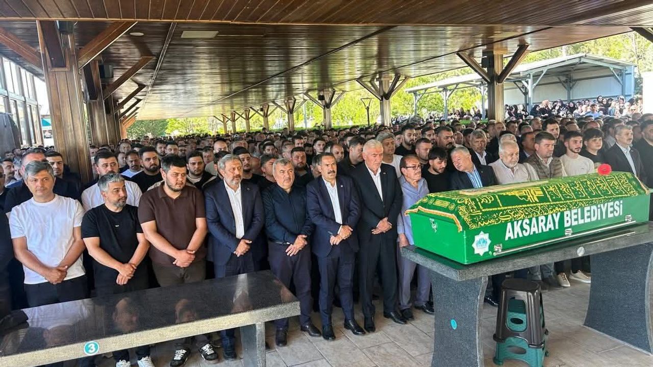 Kocaeli Protokolü Aksaray’a Akın Etti: İş İnsanı Fatih Batı Dualarla Uğurlandı