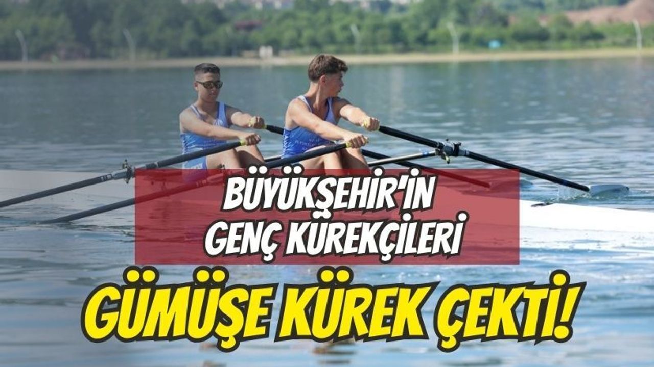 Büyükşehir'in Genç Kürekçileri Gümüşe Kürek Çekti