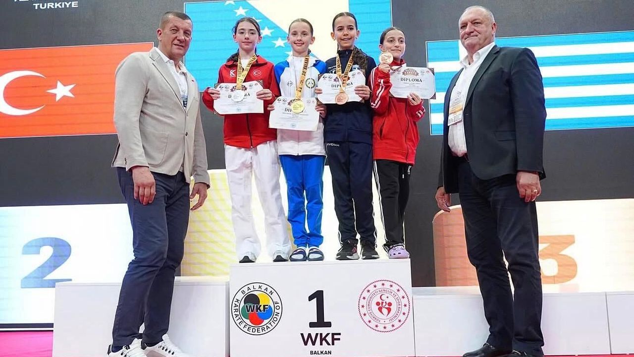 Körfezli Hiranur Balkan Şampiyonası’ndan madalyayla döndü
