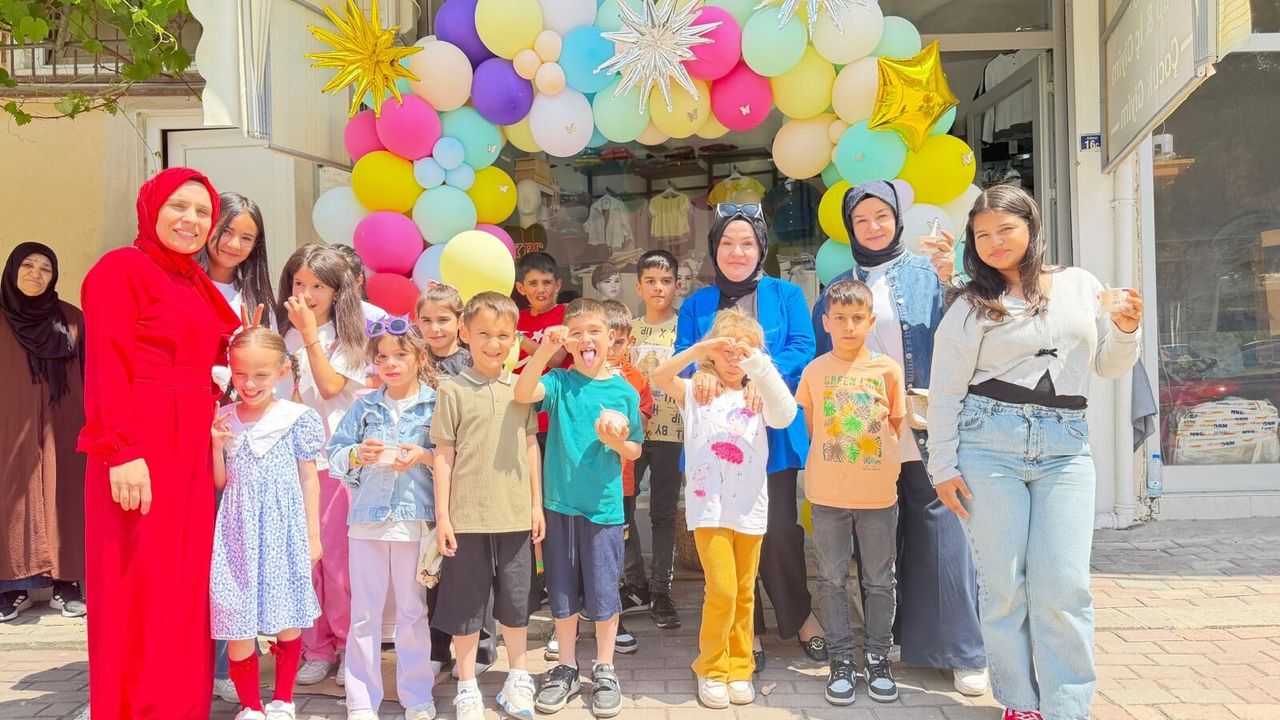 İyilik Yardım Platformu 41'den Yeşilova'da Çocuk Şenliği