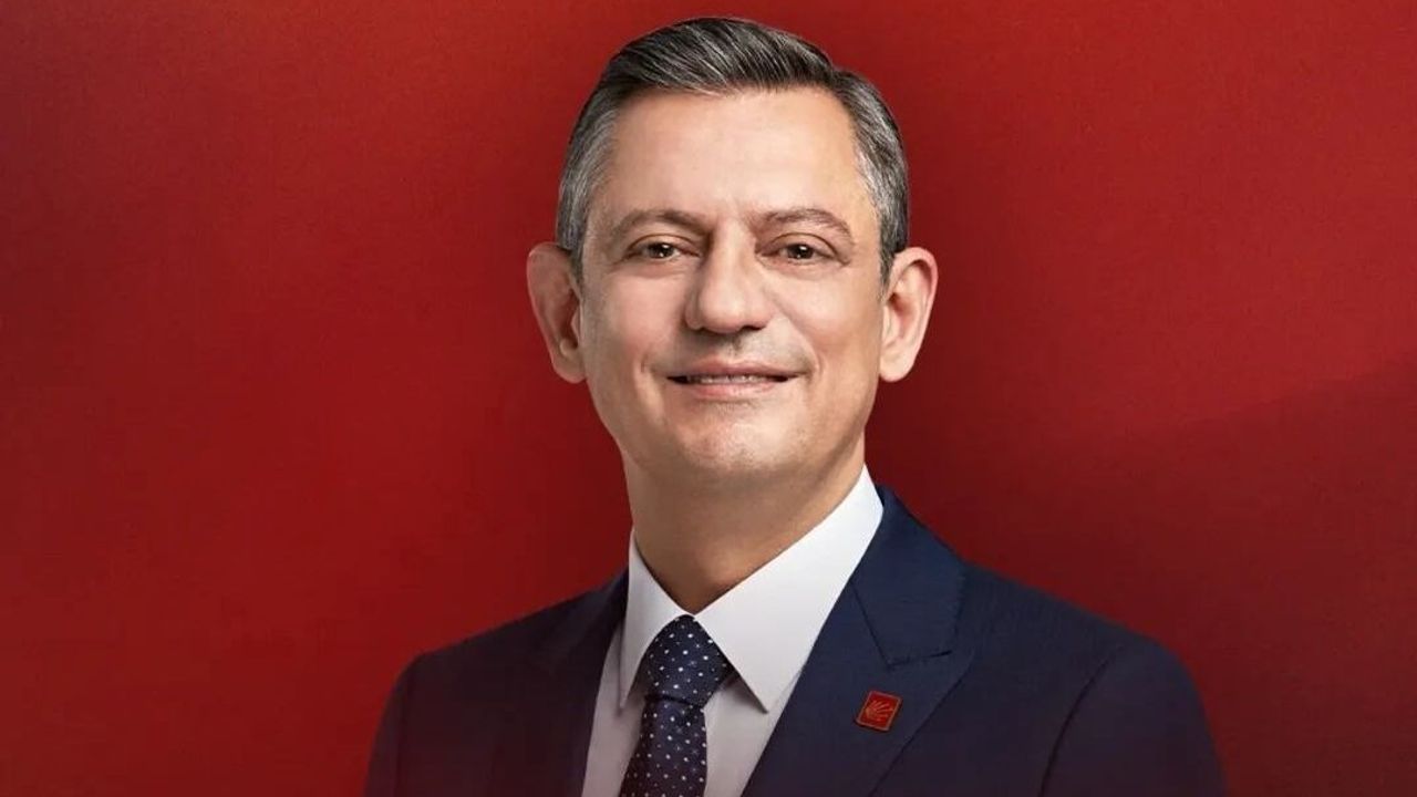 Seçilmiş Genel Başkan Özgür Özel'den Grup Toplantısı Açıklaması