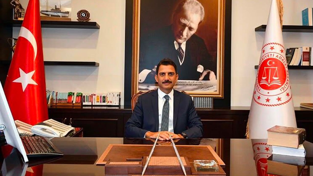 HSK 1. Daire Başkanı Turan Kuloğlu'ndan Hâkim ve Savcılara "Adil Görünme" ve Vakar Uyarısı