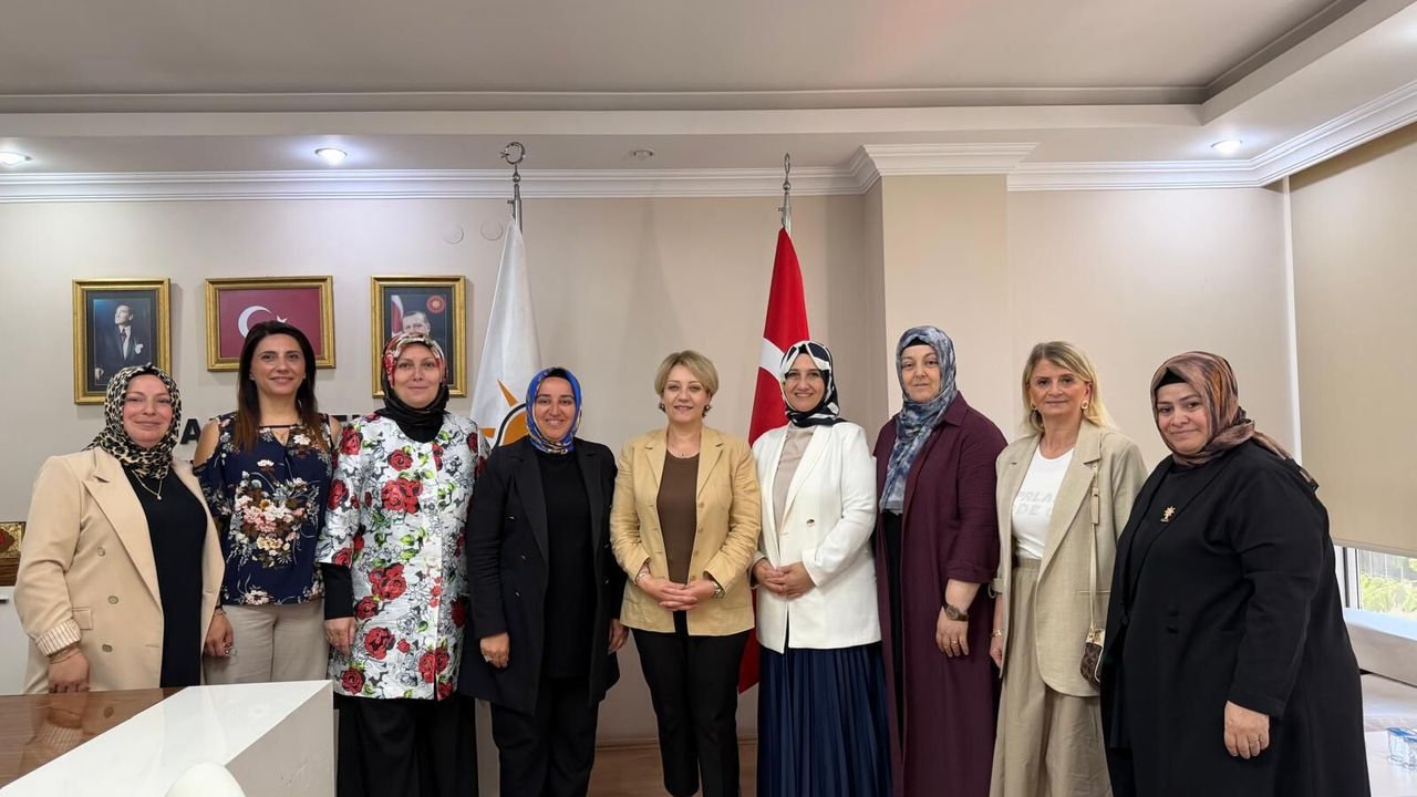 AK Parti Kocaeli İl Kadın Kolları Başkanı Yasemin Özdemir: Güçlü Teşkilat Kadınla Mümkün!