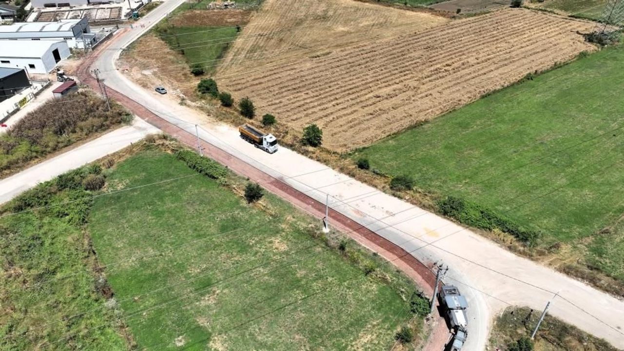 Kartepe Uzunbey'in Ana Ulaşım Güzergâhı Yenileniyor