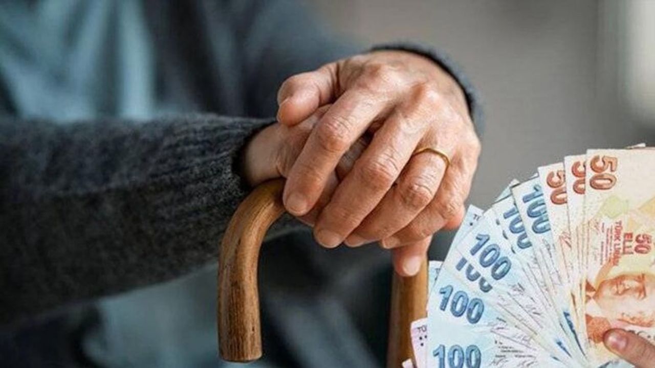 En düşük emekli maaşı ne kadar olacak? Gözler TBMM'ye çevrildi