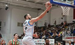 İzmir Derbisinde Gülen Taraf Petkimspor