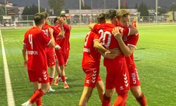 Ateşspor 2’de 2 Yaptı, Liderliği Kaptı