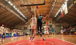 Kağıtspor’dan Balıkesir’e basket şov