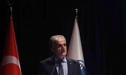 Rektör Al: "Eğitim dört duvarın ötesinde"