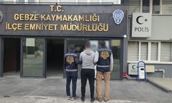 Polis operasyonunda sahte kart ve direnme suçlusu yakalandı