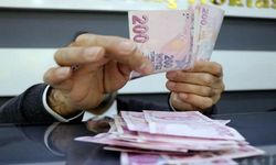 EMEKLİLER DİKKAT! BANKALAR 27 BİN TL’YE KADAR PARA DAĞITIYOR