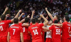 Türkiye Polonya Voleybol Maçı Bitti! Tarihi Maç TRT 1'deydi