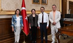 ;Eski Danışman Nermin Tol, Kocaeli Valisi İlhami Aktaş'ı Ziyaret Etti